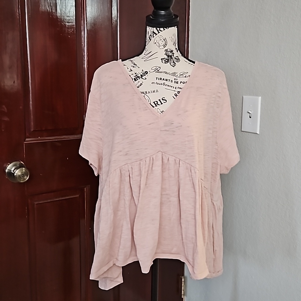 Loose ruffled tshirt
